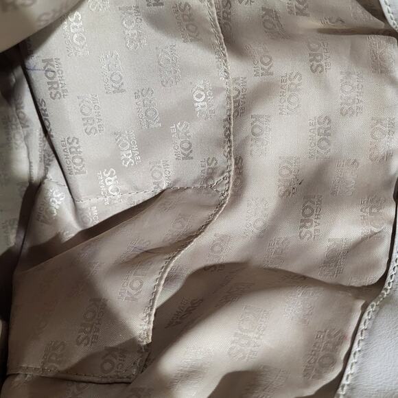 MICHAEL Michael Kors Large Cream Hobo Shoulder Bag Tote - Picture 9 of 13